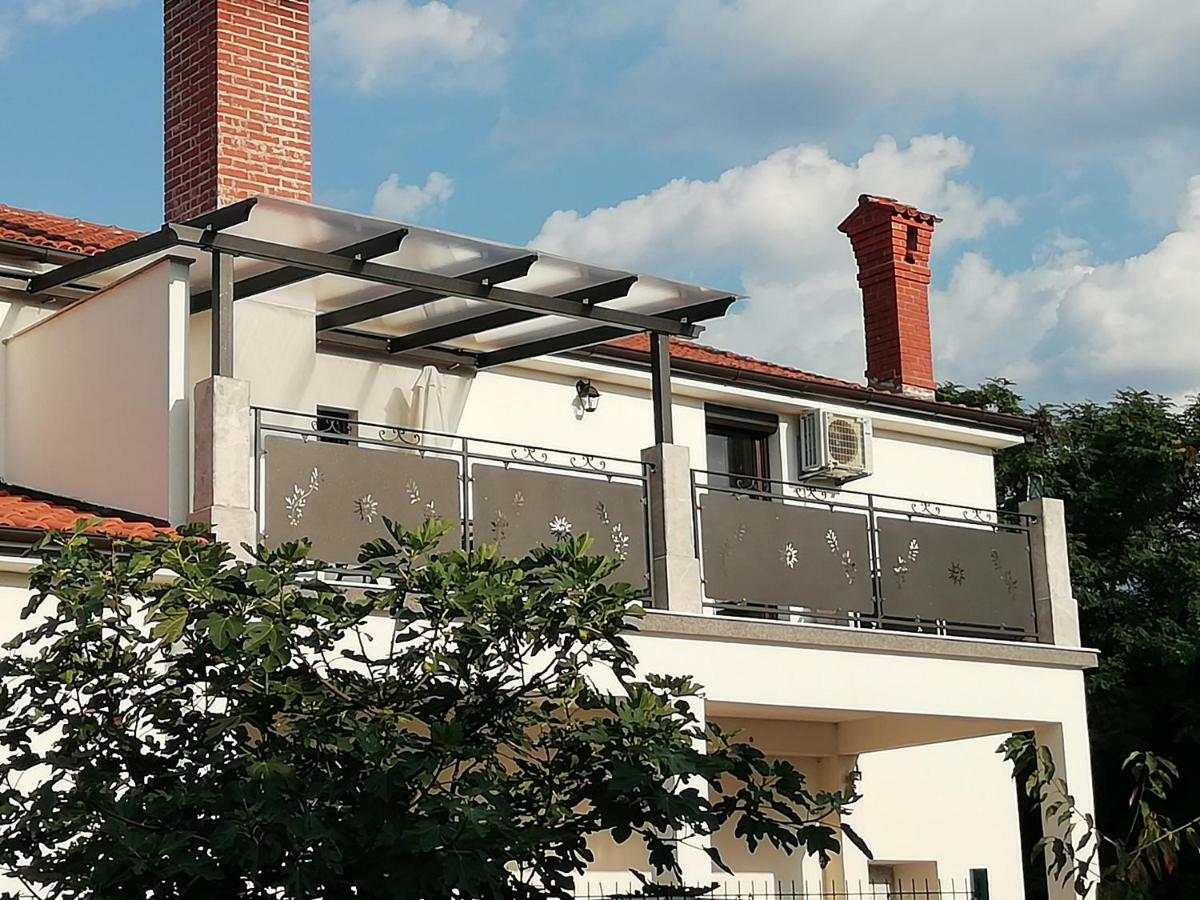 Apartmani Roberta Jurdani Exterior foto